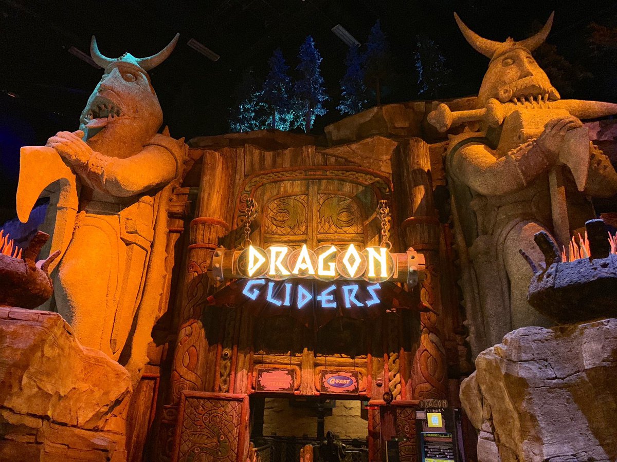 SoCal360's tweet image. How to Train Your Dragon Land at MotionGate in Dubai is gorgeous. There’s also a suspended coaster called “Dragon Gliders” with talking animatronics. It was so good! # 1 ride at MotionGate. 🐉 #TBT
