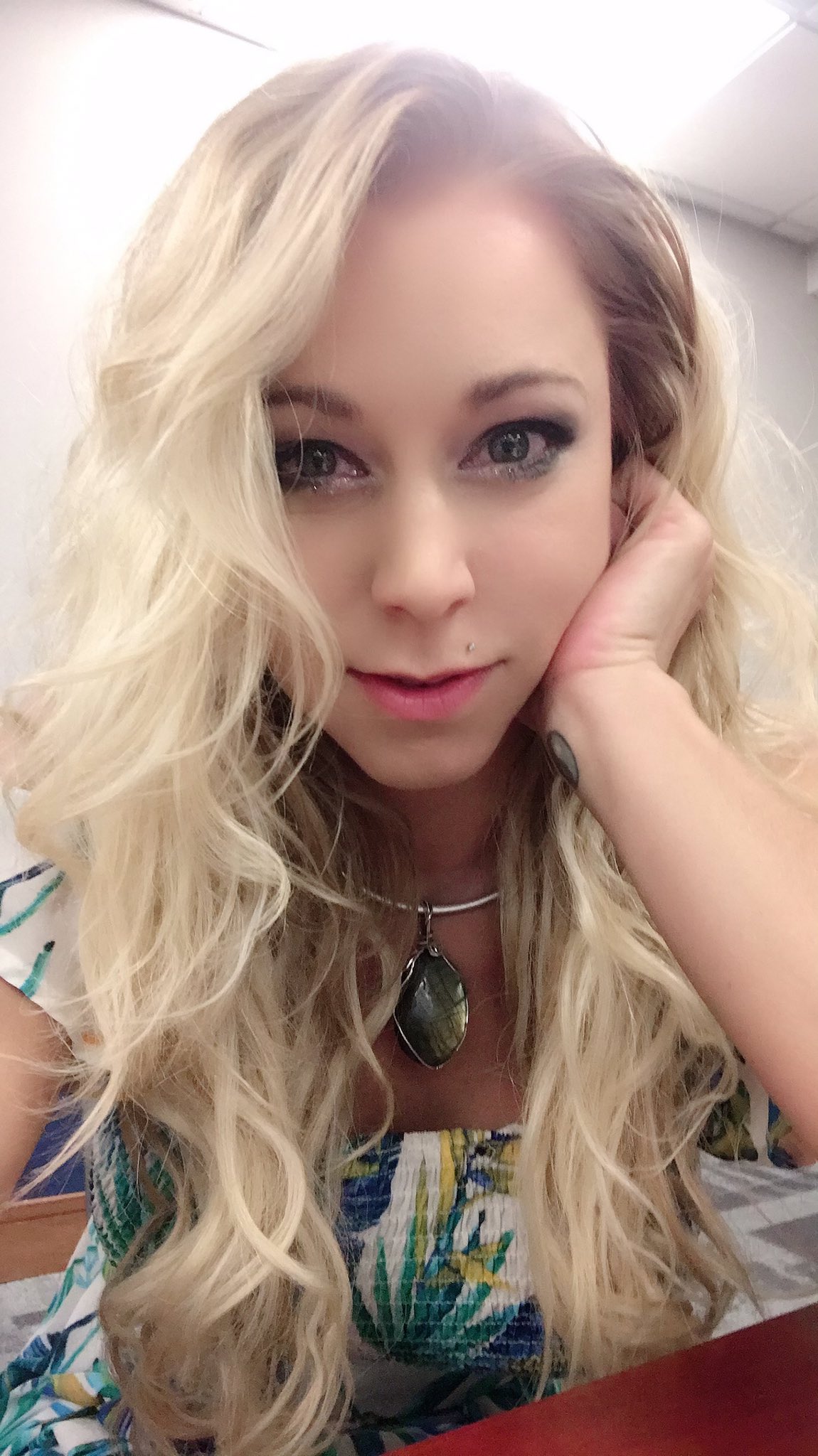 Katie Morgan on X: All up in this meeting yo @EXXXOTICA #businesstyle 💋  t.coFMaxJQYCtf  X