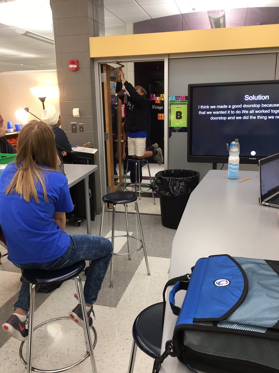 scullotta22's tweet photo. First round of 7th Grade Instant Design Door Stops! #PLTW #bhmsSTEM #7thgrade #instantdesign #designandmodel #bhwarriorpride #llawarrior https://t.co/aIkCsgoshg