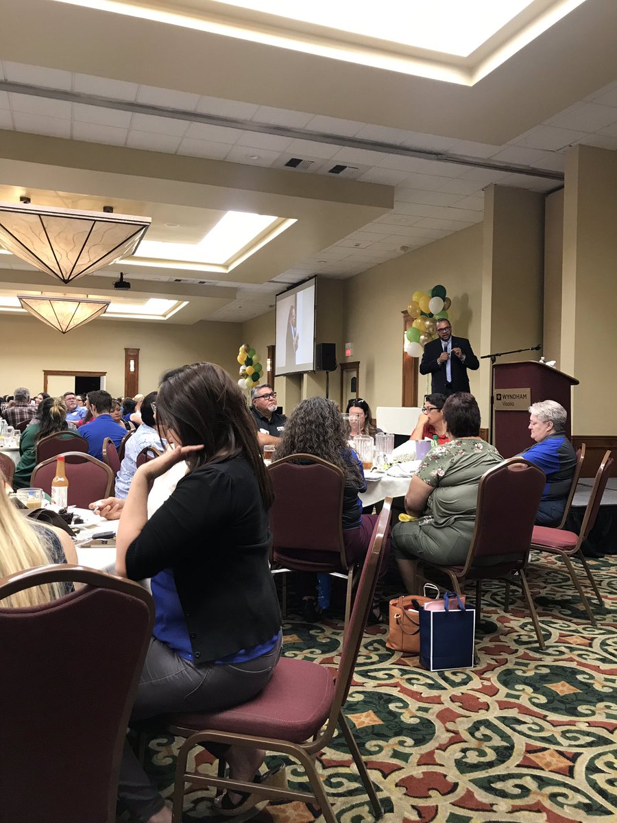 Mathteacher31's tweet image. When teachers come together, we’re unstoppable! #ctapresident #ETobyBoyd #kickoffconference #freefood