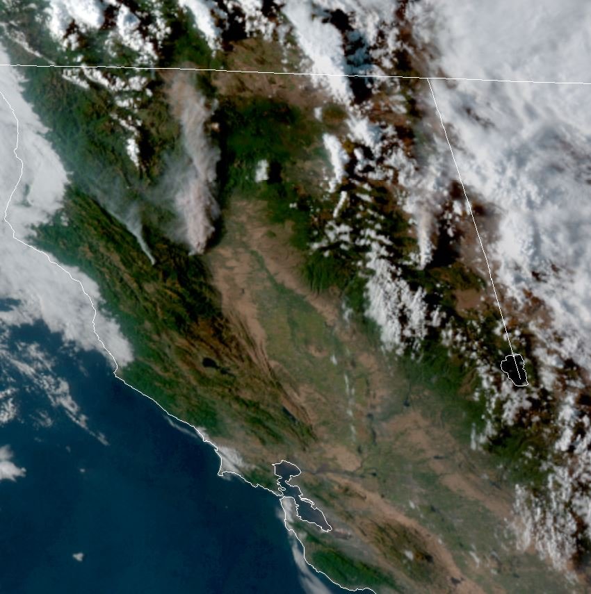 MarkFinanWx's tweet image. Here is the #RedBankFire from GOES 17. A huge smoke plume now from this growing fire