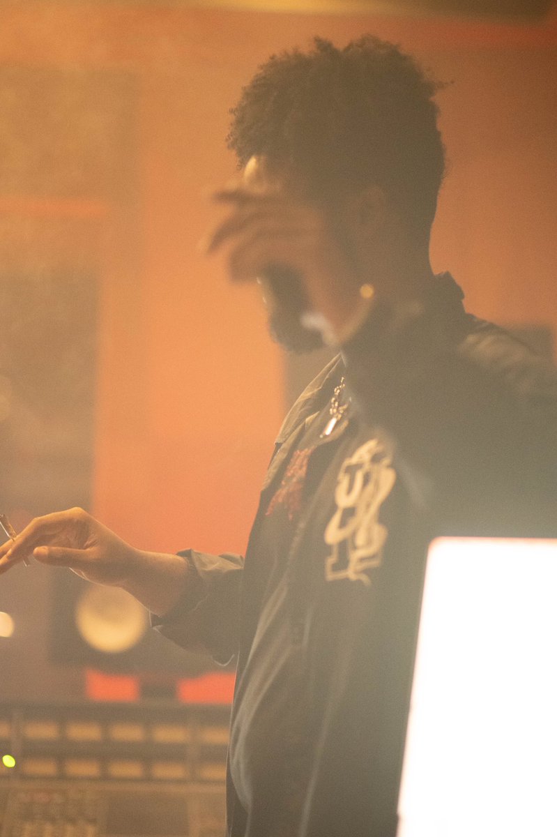 mattesounds's tweet photo. otw 🛩🌎 https://t.co/hJ545EoDDP