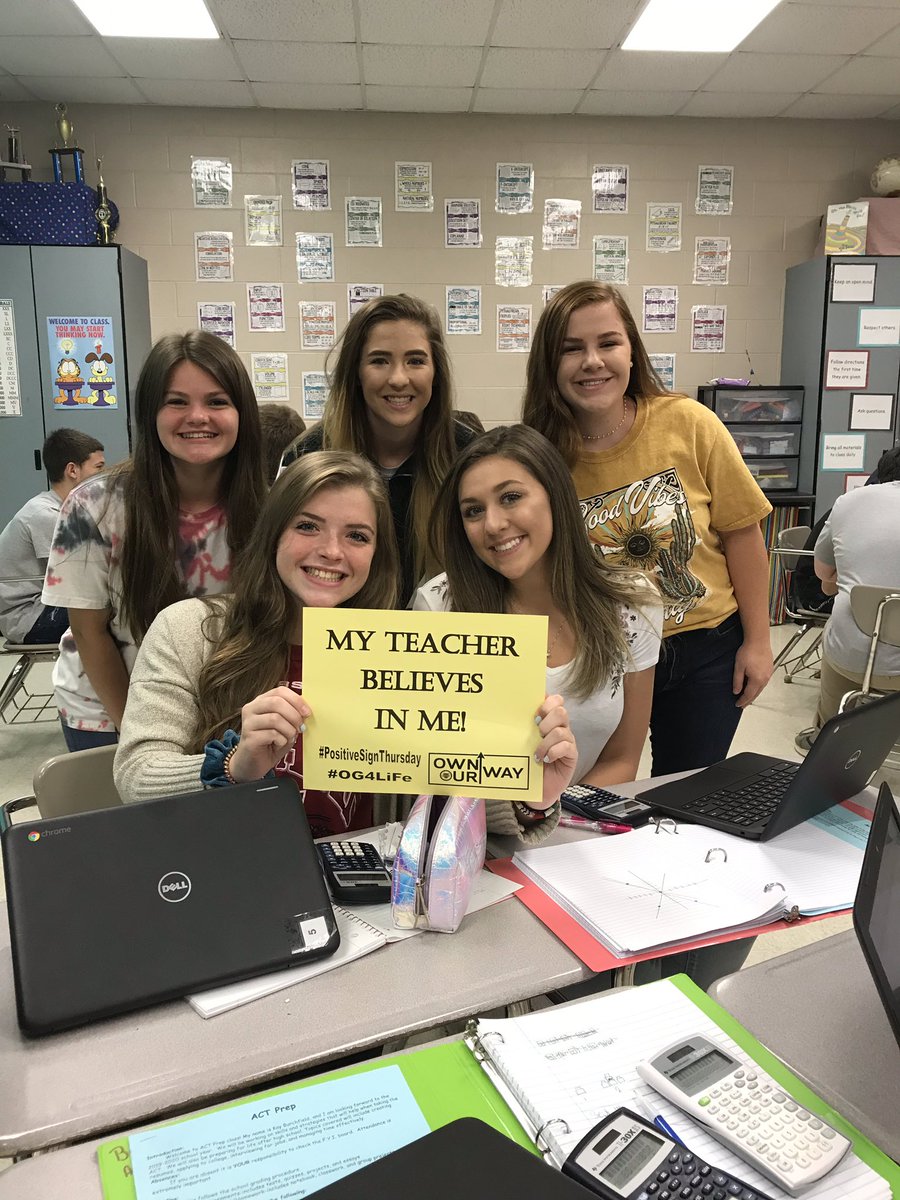 kay_burchfield's tweet photo. #PositiveSignThursday at OGHS. I teach some amazing students!@OakGroveTigers @JEFCOED https://t.co/DHXdkmxsk7