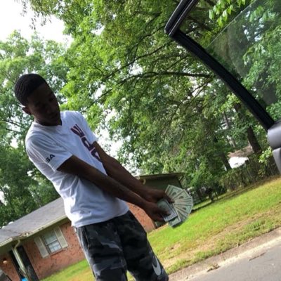 #NewProfilePic https://t.co/1Q6Bf7xP9e<a href="/tag/newprofilepic"class="tags">#NewProfilePic</a>