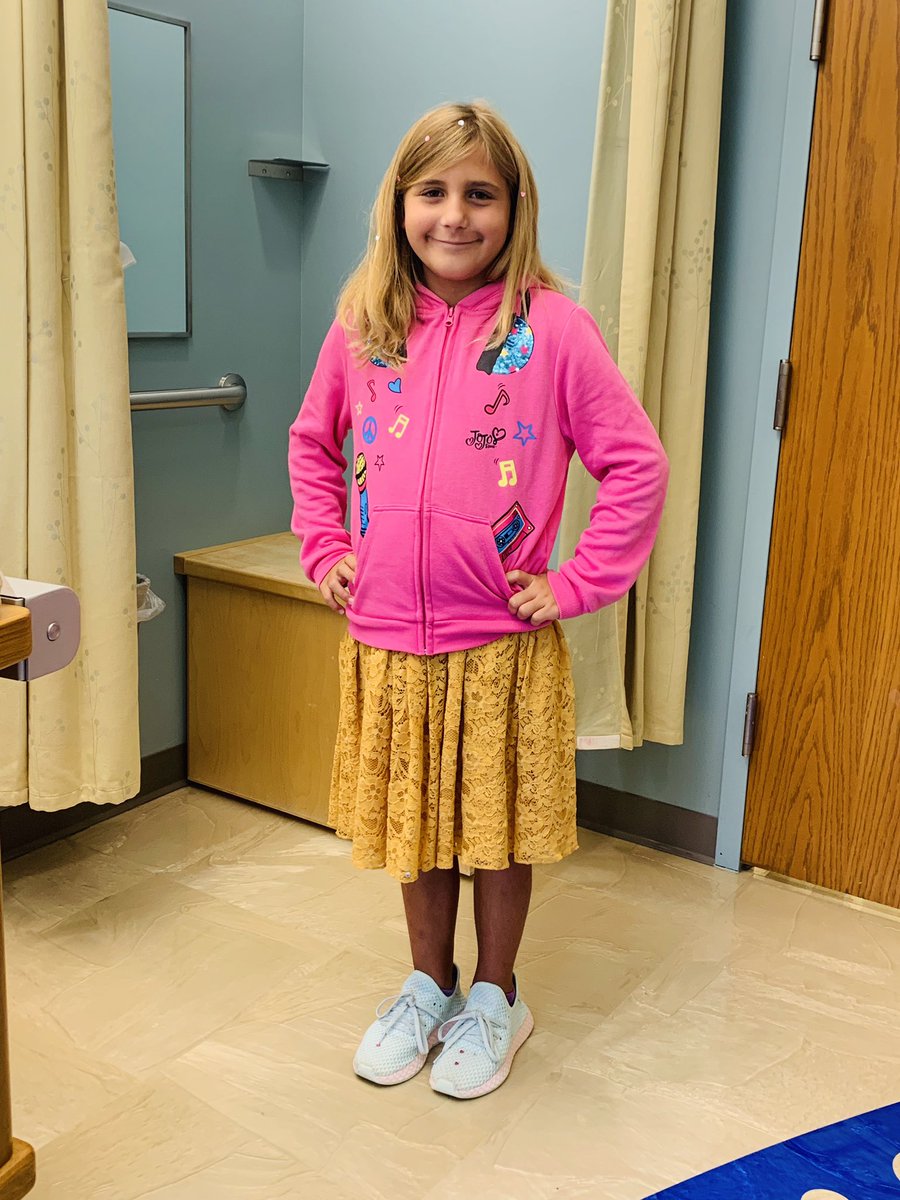 AliceFaye8's tweet photo. CT scan results are back she has Bronchiectasis! Most likely from recurring lung infections! #cf #cysticfibrosis #strongestgirl #newmeds https://t.co/8pemLK4dVj