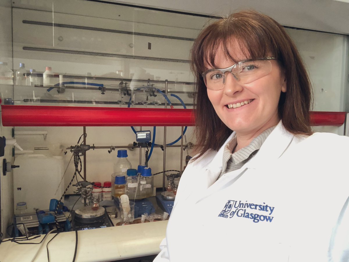 NickelCarbon's tweet photo. Sometimes the only way to do a bit of chemistry is to get in early. #38hours #lablife #happychemist https://t.co/Me61LznsO9