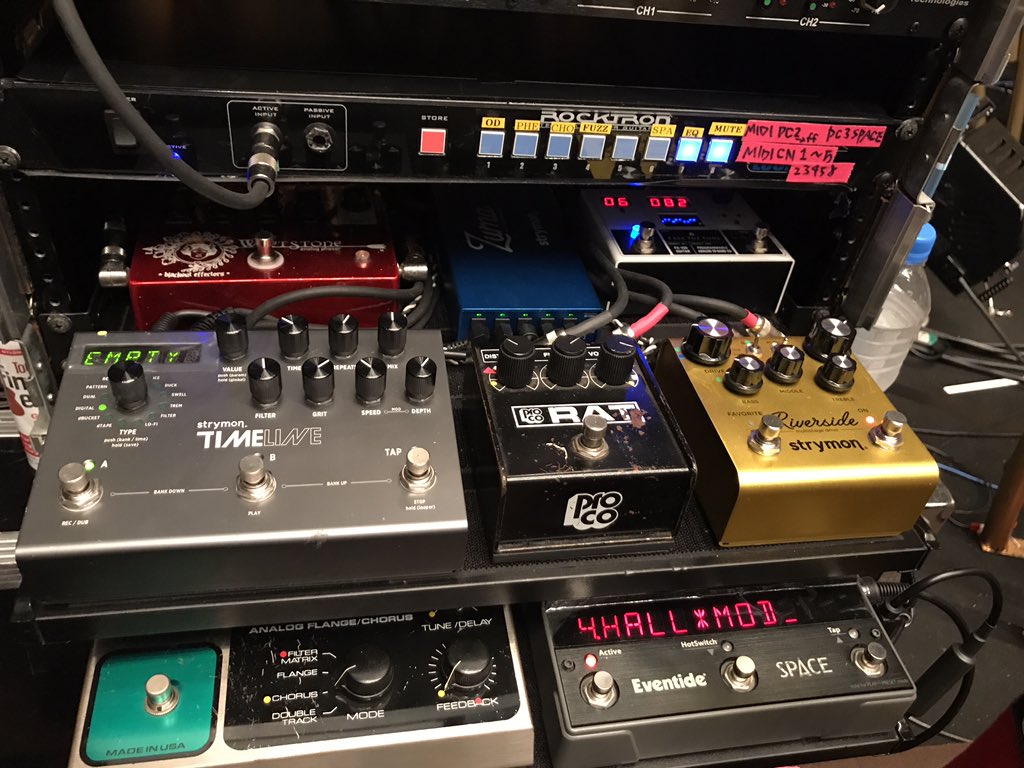 たまには機材紹介。 1.marshall用のラック+エフェクター うんまい