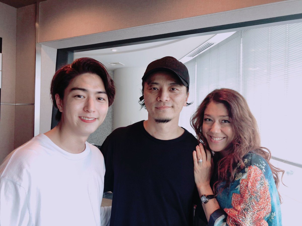 allgoodfriday's tweet photo. 『JK RADIO TOKYO UNITED』のゲスト、KREVAさんと📷✨https://t.co/mpesRr3s2b
#allgood813 #jwave #jwaveallgoodfriday #jwaveagf #allgoodfriday #radiko #LiLiCo #稲葉友 #9月6日 #KREVA #ラジオ #radiko #abema #abemaTV #abemaラジオ https://t.co/YYGjgACvNC