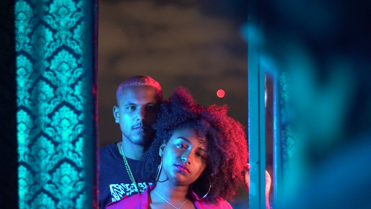 cafuris's tweet photo. "Eu vou te amar/
O desejo de dois quero o bem/
Manda buscar/
Resolver pra viver ir além/
Assassina/
Vem matar meu desejo também/
A menina/
Bela flor no jardim de alguém"
#videoclipe #mandabuscar
Confere no YouTube. 🎶 https://t.co/LIkTgpytDe