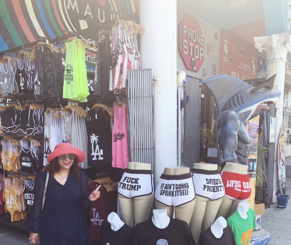manishasinghal's tweet photo. Oops!
Honestly donβt know if this is the sentiment in general in #US but the #bohemian part of #LosAngeles - #venicebeach area definitely endorses this, at least partially. But then as they say here, this area is not for the #normal
#USElections #Trump #politicalviews #funclick https://t.co/hCnybFmBqh