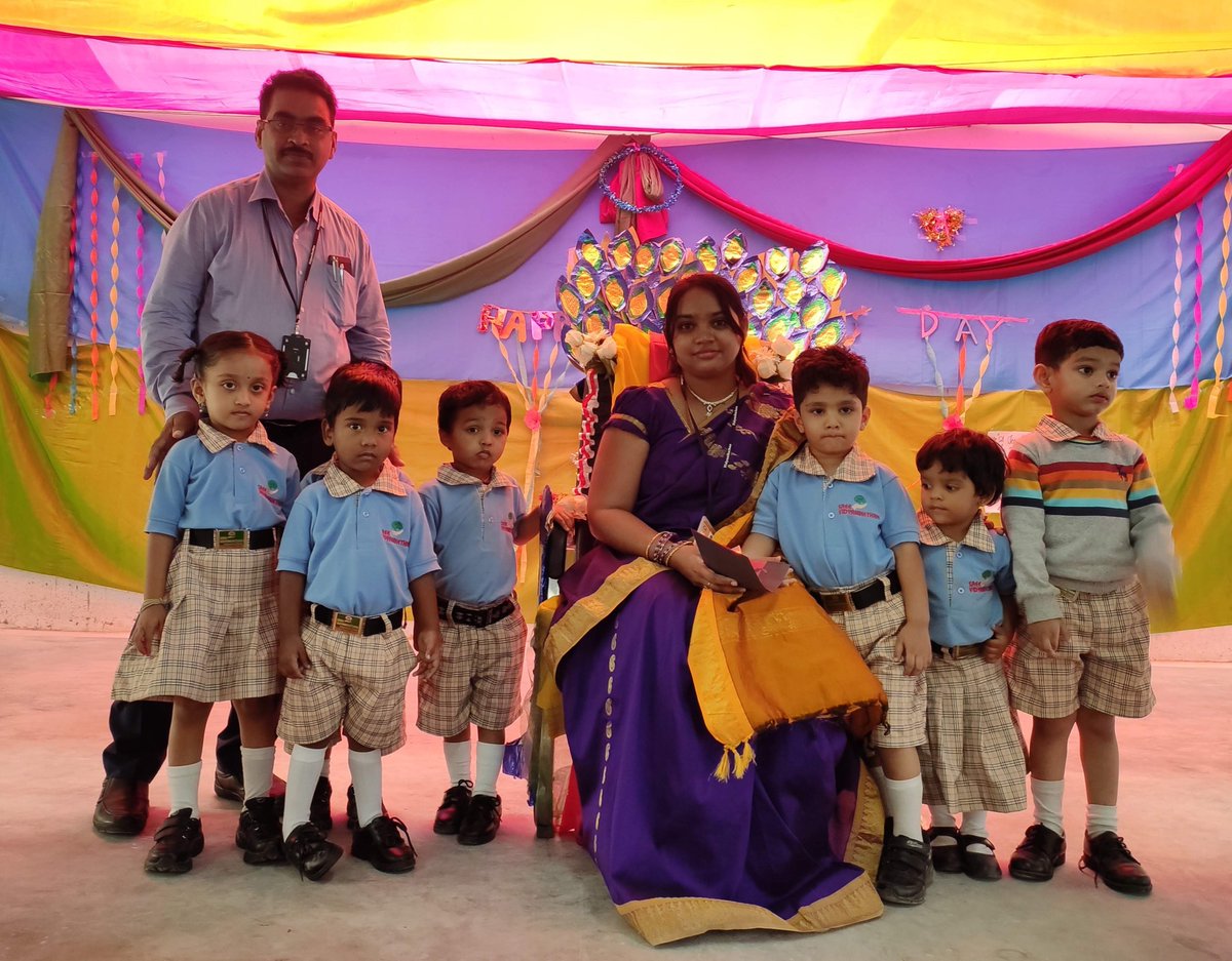 IVidyanikethan's tweet photo. "A good teacher is the one who can inspire hope, ignite imagination and instill a love of learning. Thank you, dear teachers, for being such a brilliant source of inspiration for our children. Wishing all happy Teachers' Day!"
#SVISH #aishe #TeachersDay #TeachersDay2019 https://t.co/sfSM5ei5eH