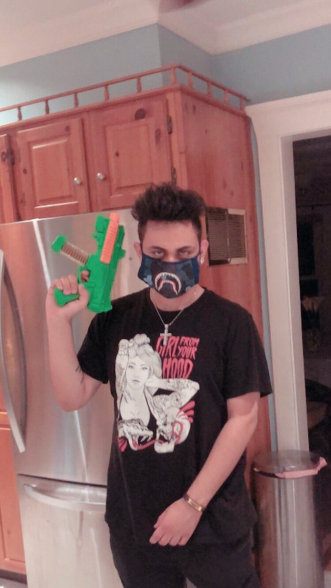 nickkhronic's tweet photo. MY ALBUM FINISHED AND IS EN ROUTE TO YOU FUCKERS WORLDWIDE. PROJECT KHRONIC SZN 😈⚔️ 17 TRACKS. NO FEATURES. https://t.co/IVsFqxEkeM
