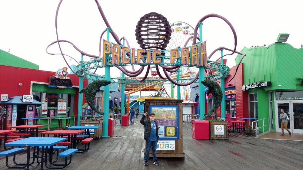istartchangeri's tweet photo. Now imagine if #IndiaPoint nearby had a large spread deck pier on a part of its section for a midway with seasonal amusements and a permanent wheel like @SantaMonicaPier 

#Attractions Attract ... @Gansettbeer 

#GansettPier at India Pt
#developmentmatters 
#qualityoflife 
#fun https://t.co/gCPLBktt11