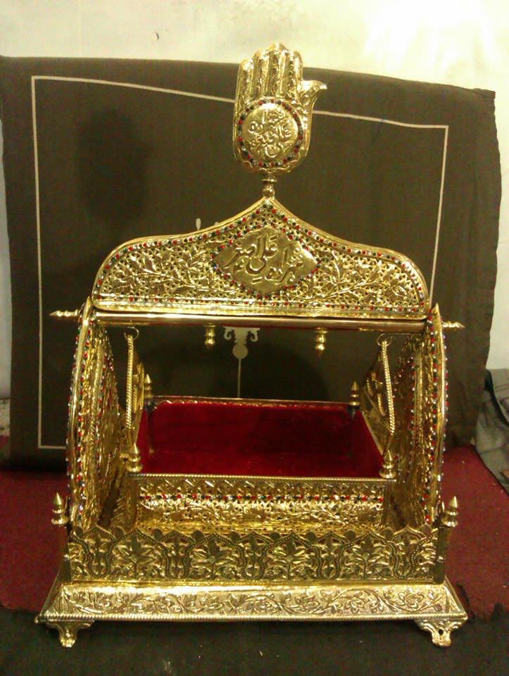 sarwarimam2007's tweet photo. Jiss age mei #Bachho ko #Maa Sambhalati hai.....
#Asgar(a.s) ne Uss age mei #Islam Sambhala hai..
#chandanpatti #Moharram #Karbala https://t.co/xRqejtc5Zb