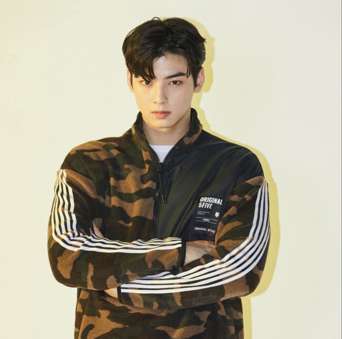 ChaeunwooTH's tweet photo. [PIC] F/W #ชาอึนอู x K-Swiss Lookbook  ✨
 
#아스트로 #ASTRO #CHAEUNWOO #이동민 #차은우 #신입사관구해령 #ชาอึนวู #ชาอึนอู @offclASTRO
📎 https://t.co/lY8jSwHQ5s https://t.co/iDgiJ9LLZZ