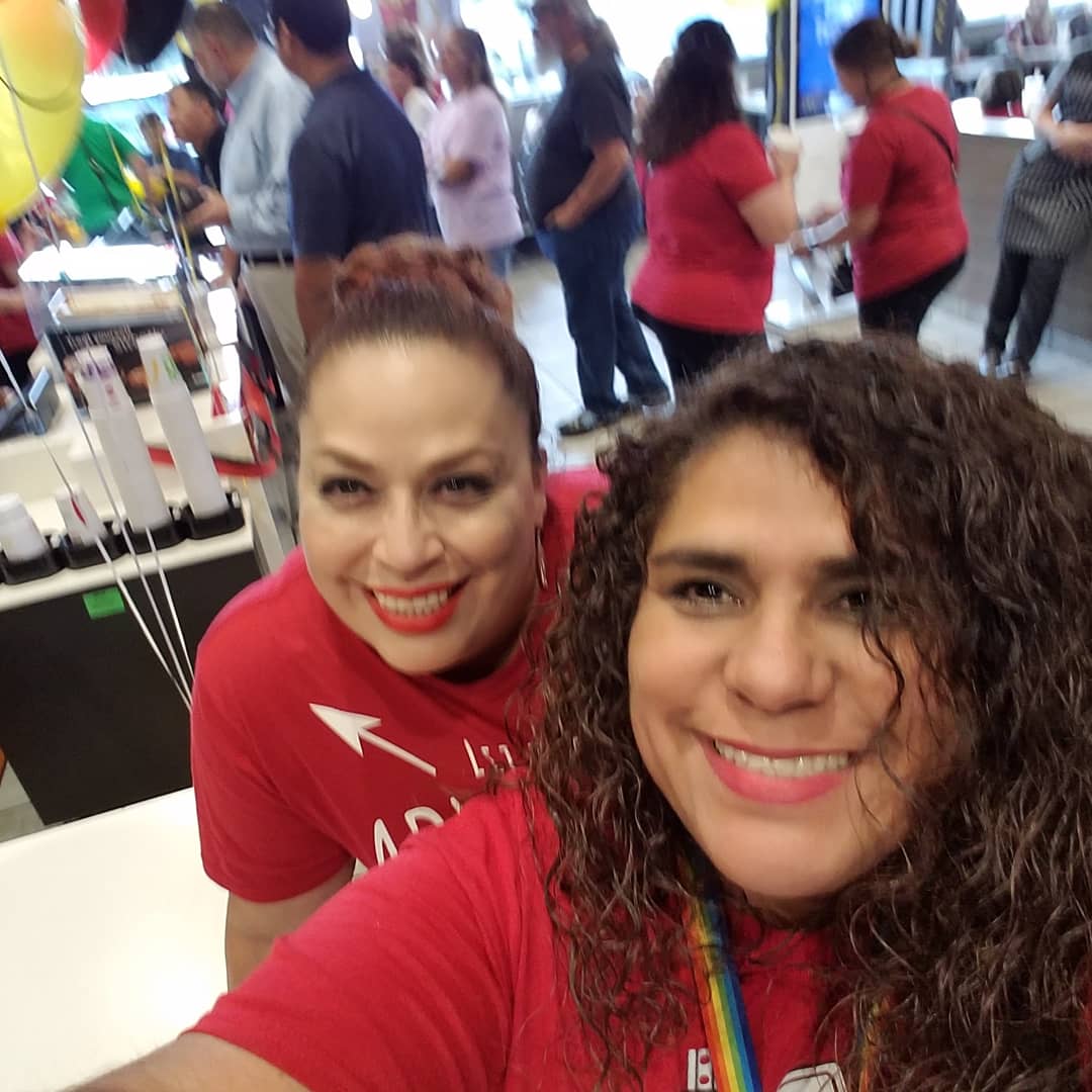 sallysartroom's tweet photo. Had so much fun at McTeacher night!  Got to deliver meals to many happy Cody Colt families!  What a great way to connect and interact with students outside of school. @NISDCody #thisisnisd @georgettecarra5 @rocksyhuerta https://t.co/NOJ5SuO5HU