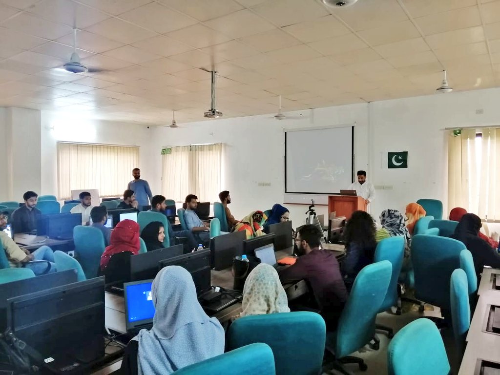 erozgaar's tweet photo. "Google mSite Certification"
The mSites activity is happening at 18 of our centers right now!
The energy of the students from all parts of Punjab, from Vehari to Attock, from Lahore to Jauharabad and from Faisalabad to Wah Cantt is worth noticing!
#eRozgaar #Google #mSite https://t.co/NF5vpXNBlY