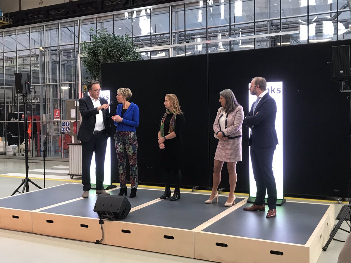 Kick-off #Wereldhavendagen tijdens #WorldPortBusinessBreakfast met <a href="/alicekrekt/">Alice Krekt</a> van Deltalinqs Climate Program. Samen met bedrijven werken aan klimaattransitie. #grondstoffen #Hvision #Klimaattafel #Rotterdamisopenforbusiness