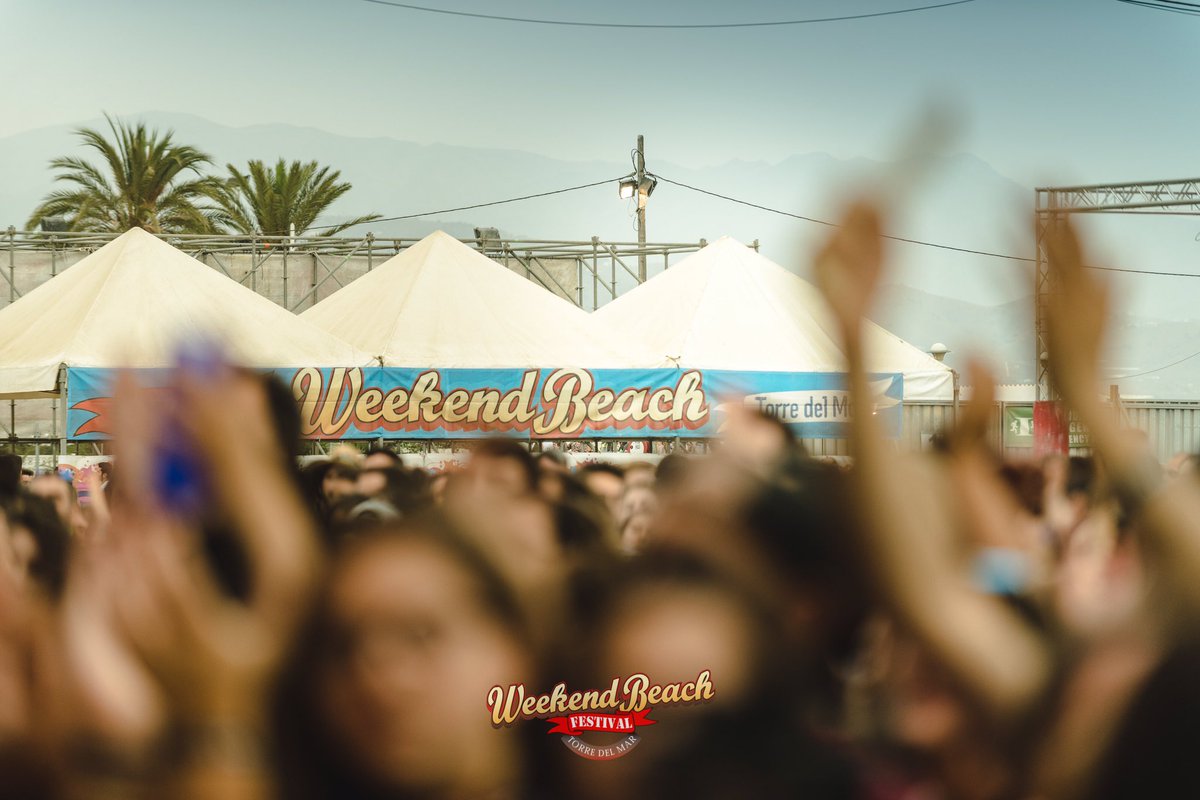 weekendbeachfes's tweet photo. Hoy hace dos meses estábamos en pleno #Weekendbeach2019 con todos vosotros. Este año ha sido una edición de récord. Gracias, Weekers.🏅✨
Hoy a las 12h reviviremos los mejores momentos del Festival gracias al increíble🎥AFTERMOVIE🎥 que os hemos preparado. https://t.co/RHmwPMRfO5