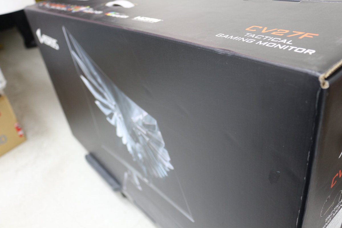 Tsukumo_Sapporo's tweet photo. 【#おやおやおや】
これは、、、。
まさか、、、。
展示します!
#AORUS #GIGABYTE #CV27F
#CV27Q https://t.co/r5ojDslXIW
