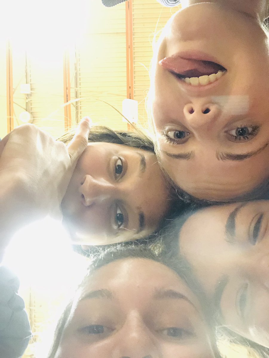 AlvinJacketVB's tweet photo. 🖤🐝G A M E 🏐D A Y 🐝🖤 #Committed #JacketFight #JacketPride #BuildTheNest https://t.co/48jJIBzolU