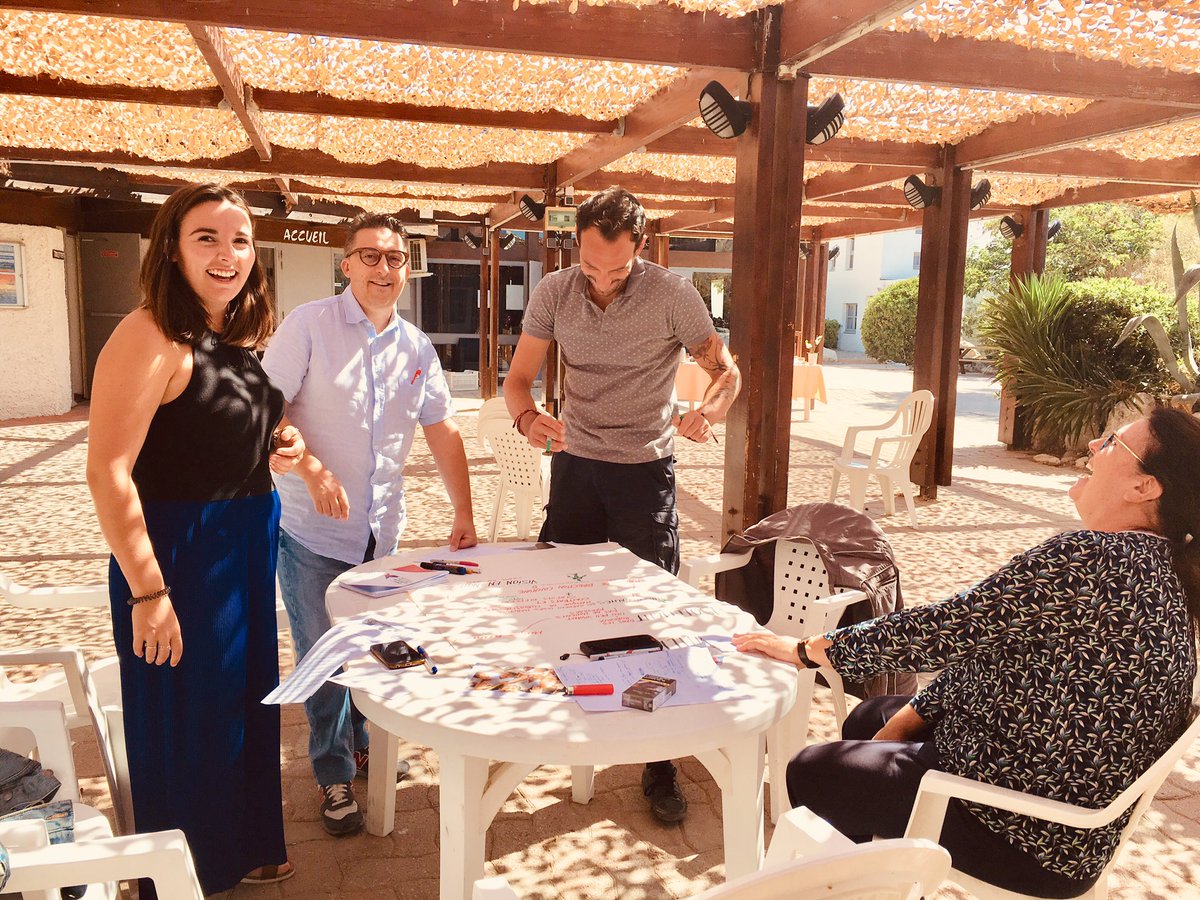 SarahMarniesse's tweet photo. « Le plus humain est le plus efficace durablement » #ToscaneAccompagnement : Au #Campus @AFD_France, on travaille sur les fondements de l’organisation vivante ➡️ construire un collectif apprenant 😀 #LeadershipConscient #CommunicationRelationnelle https://t.co/0GVUxnh9uN