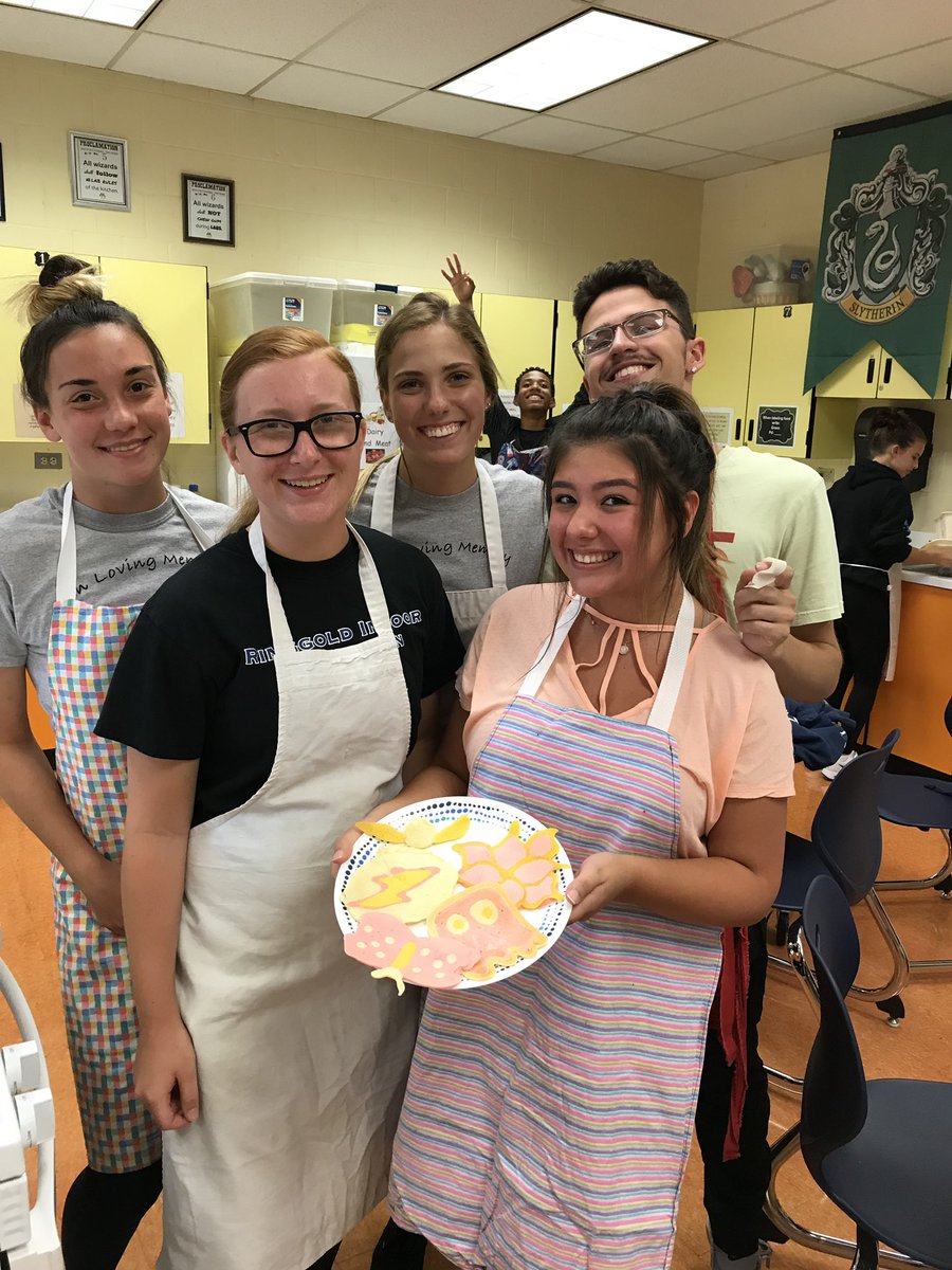 Ringgold_HS's tweet photo. Good morning Ringgold and Happy Friday! Culinary Arts measuring lab #pancake art was a success!!! https://t.co/wlQAuJgg5f
