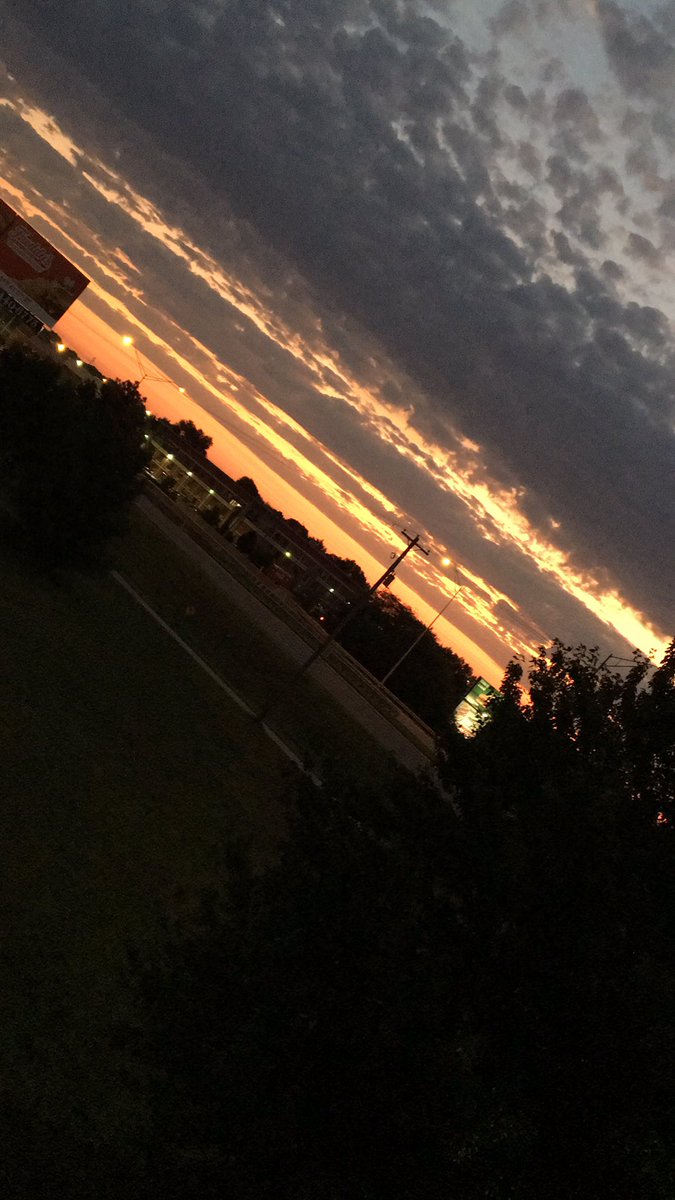 ADebilzan's tweet photo. Beautiful sunrise and a beautiful morning. Must be the epic conclusion of #NEMTSS19 https://t.co/UfssKanXcm
