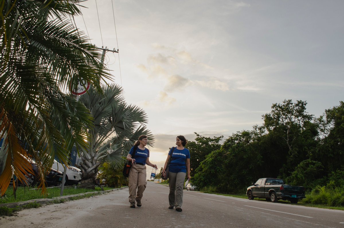 Americares's tweet photo. @AirlinkFlight @NHC_Atlantic ^And Ken and team at the National Hurricane Center will have the next Facebook live within the hour—8:30 ET. Thank you Airlink for helping send relief teams in! Today we're on the ground in the Bahamas, including in Nassau and we'll stay as long as needed! 🇧🇸
📷#HealthIsOnTheWay https://t.co/4R3XbO8Gy0