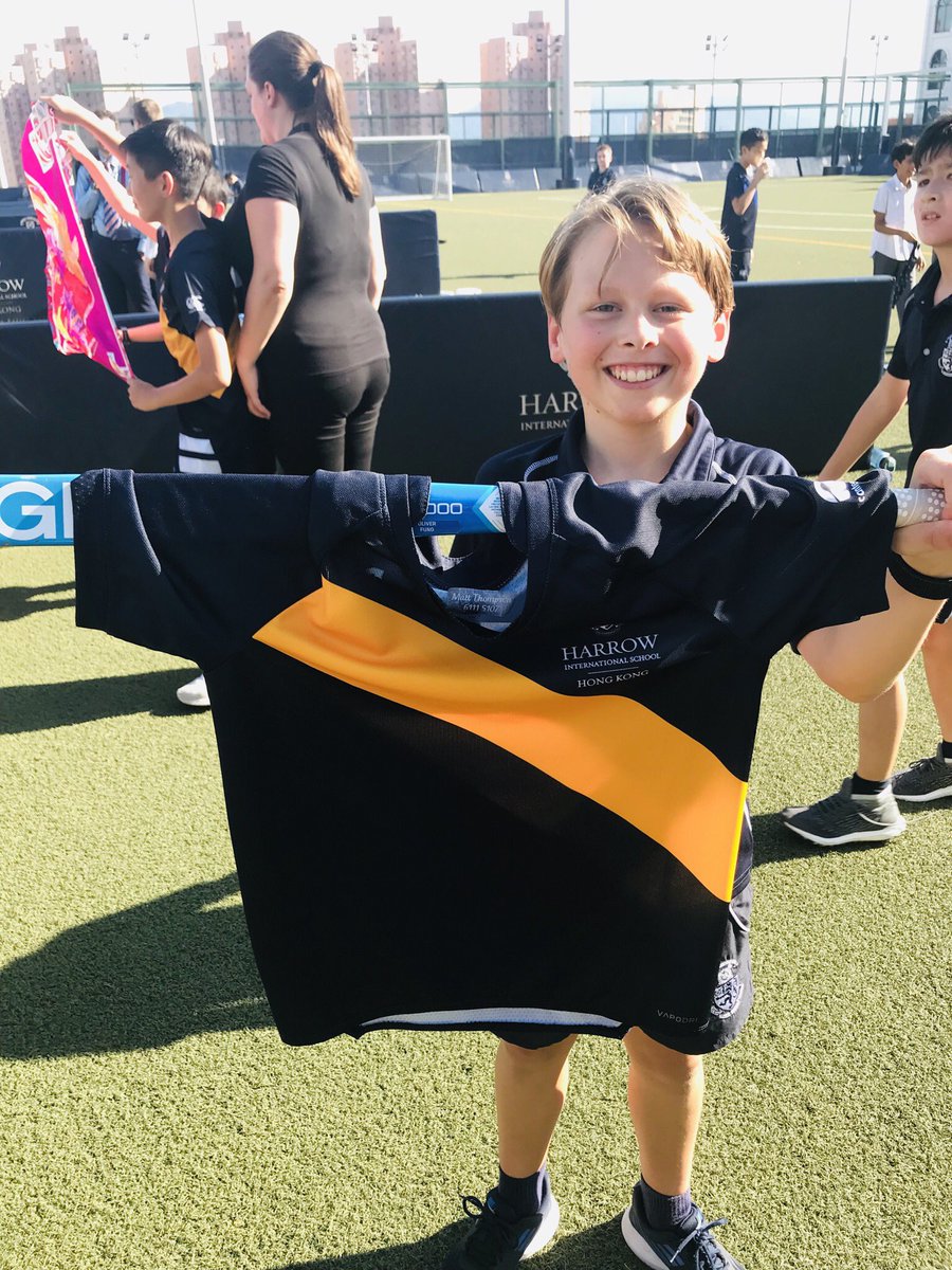 HHKSShackleton's tweet photo. Well done to all the #boysofshackleton for rounding the week off in style with a brilliant display of teamwork and enthusiasm, tackling obstacles and races, showing tremendous House spirit throughout! @Harrow_HK @HeadHarrowHK #boysofcourage https://t.co/RHWQ9srCwT