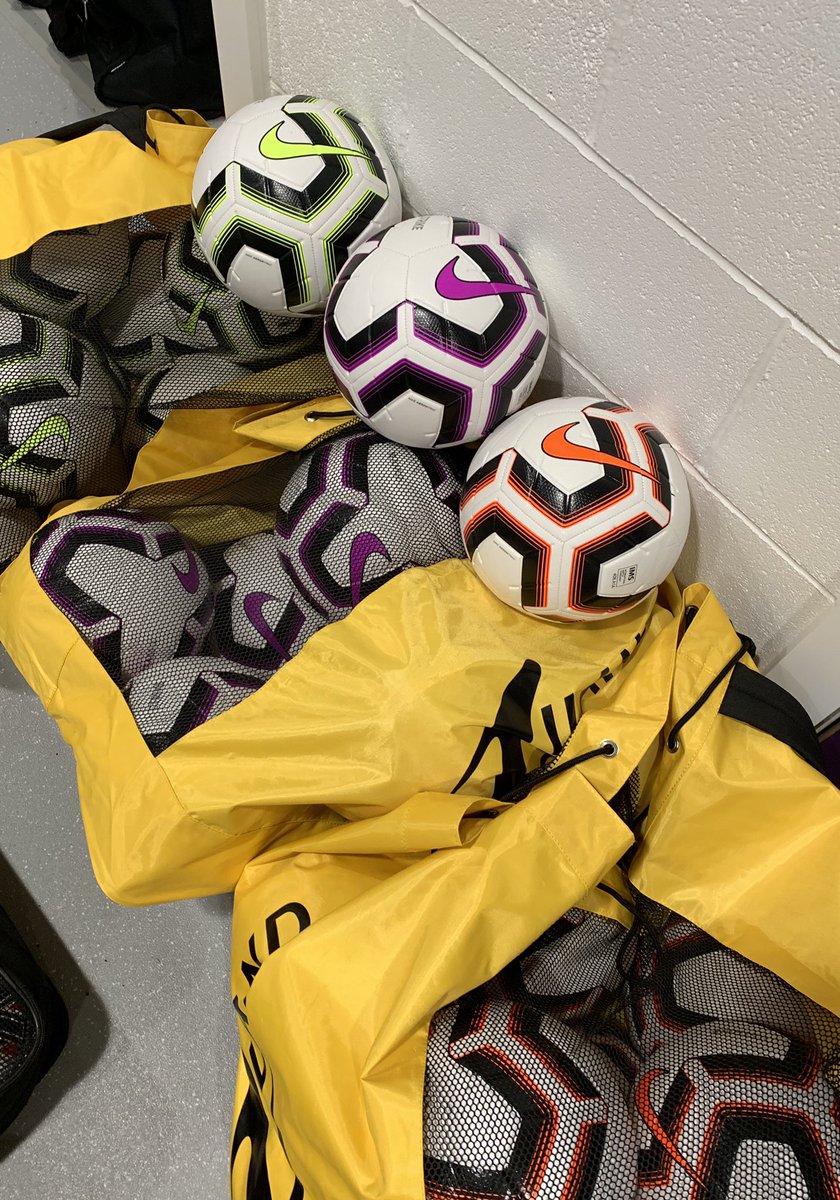 New balls please...🎾 

Just 4️⃣ days until our pre-season preparations get underway at MC. 

#oneclubonedream