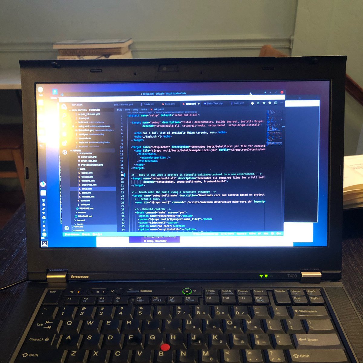 stephencross's tweet image. This week I’ve been working on a 2011 Thinkpad T420 with MX Linux installed.   Working mostly in DrupalVM @linux4everyone #distrochallenge