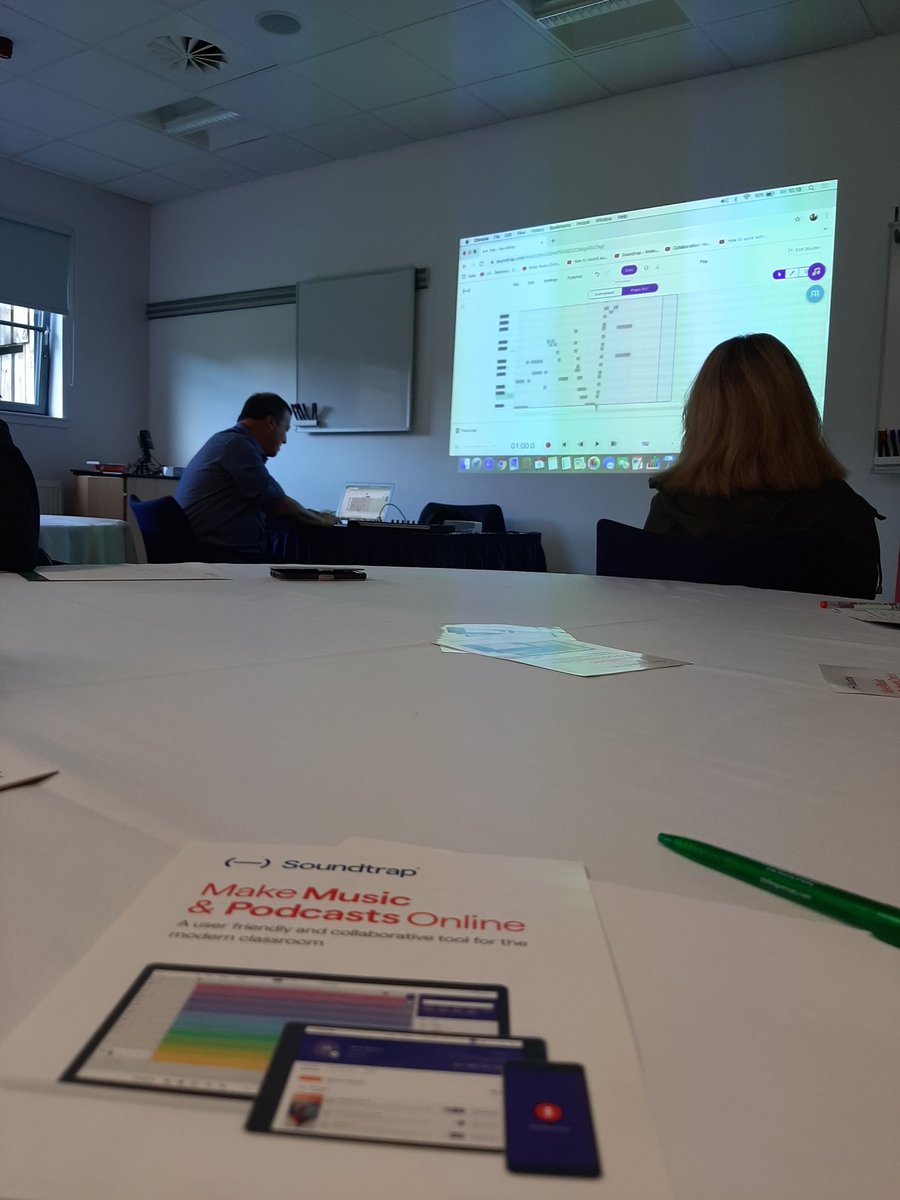 lonesmcc73's tweet photo. Soundtrap with Alan Cameron. A recording studio in your pocket. Brilliant resource to have and you don't need big pockets either. #sameconf23 https://t.co/z0zl1BLlkb