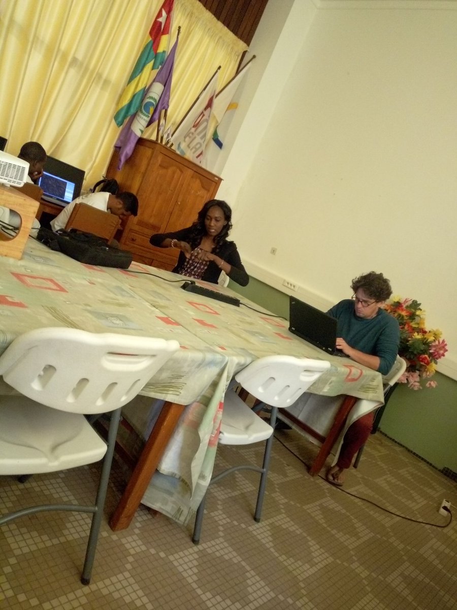 Dave Mariano (@marianodavy) on Twitter photo Suite de la prez de la dynamique des communautés pays à #actionosmtg2019
<a href="/Honorable_Nath/">Nathalie SIDIBE🇲🇱❤✊💪</a> pour le cas d'évolution de <a href="/OSM_Mali/">OpenStreetMap Mali🇲🇱</a>
<a href="/OSMTogo/">OpenStreetMap Togo</a> <a href="/OSMBenin/">OpenStreetMap Bénin</a> @osmbf <a href="/OSMCI/">OSM CI</a> <a href="/OSMNiger/">OpenStreetMap Niger</a> <a href="/osmguinee/">OpenStreetMap Guinée</a> <a href="/BriceRamamonjy/">Brice Ramamonjy</a> <a href="/siginfolibre/">Siginfolibre</a> Suite de la prez de la dynamique des communautés pays à #actionosmtg2019
<a href="/Honorable_Nath/">Nathalie SIDIBE🇲🇱❤✊💪</a> pour le cas d'évolution de <a href="/OSM_Mali/">OpenStreetMap Mali🇲🇱</a>
<a href="/OSMTogo/">OpenStreetMap Togo</a> <a href="/OSMBenin/">OpenStreetMap Bénin</a> @osmbf <a href="/OSMCI/">OSM CI</a> <a href="/OSMNiger/">OpenStreetMap Niger</a> <a href="/osmguinee/">OpenStreetMap Guinée</a> <a href="/BriceRamamonjy/">Brice Ramamonjy</a> <a href="/siginfolibre/">Siginfolibre</a>