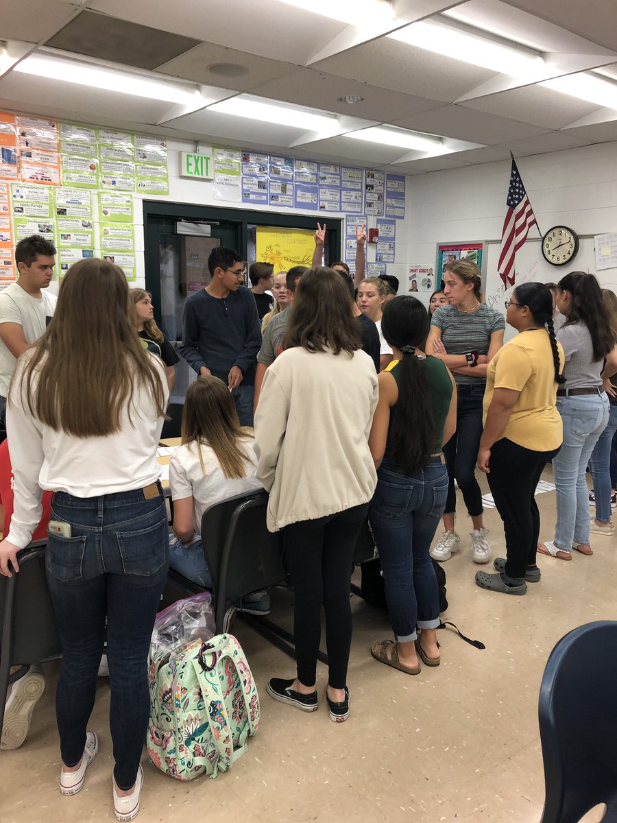 MrsBBennett56's tweet photo. My favorite review activity... it gets ALL students working together! #IHaveWhoHas #1lecanto #APPsych https://t.co/UU4nIA5AxU