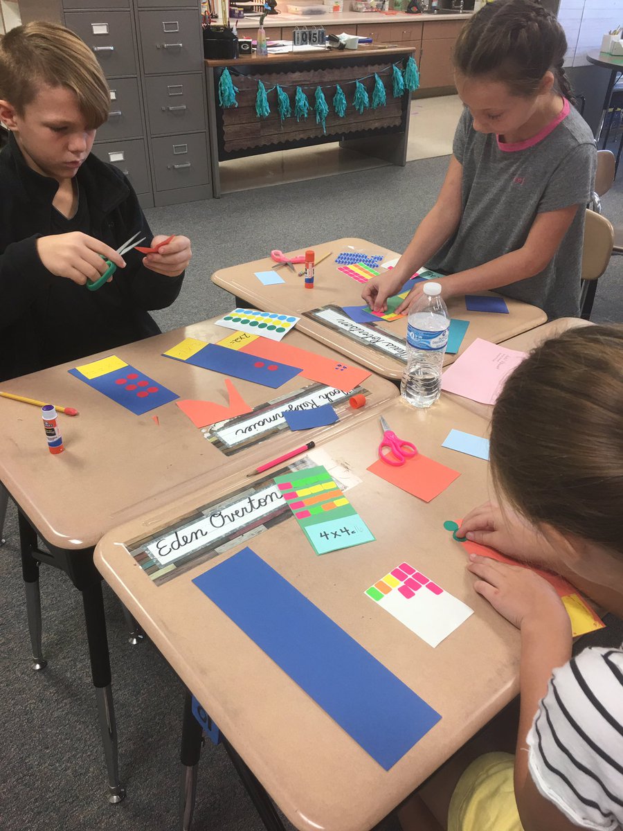 RondaRonnie4's tweet image. We can use arrays to solve multiplication problems! #ronrob4 #TeachCent