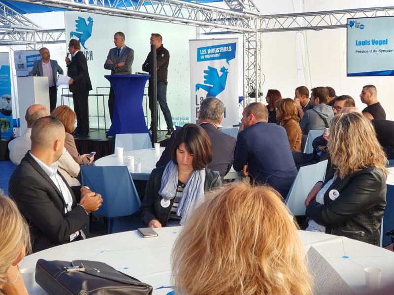 FTravail_IDF's tweet photo. Au programme du #frenchFabTour ce matin >>>
Thématiques : 
- La transformation de l’industrie 4.O/Transformation digitale
- L’investissement et l’industrie de demain  
- Industrie du futur : recrutement, marque employeur, management
Plus d'infos sur >>> https://t.co/qUhkwiGCQq https://t.co/P786xsvs1g