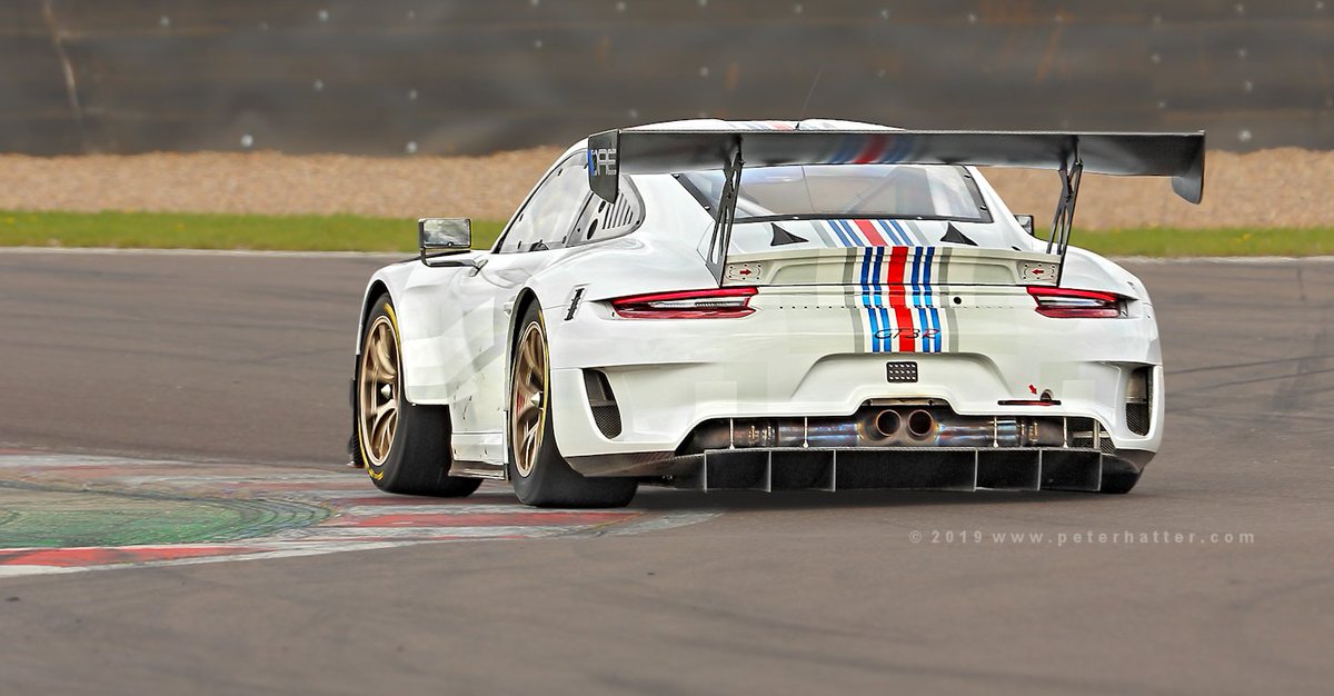 Beautiful #Porsche 911 GT3R testing with <a href="/DavidApplebyEng/">DAE</a> at <a href="/DoningtonParkUK/">Donington Park</a> yesterday. #motorsport #photography