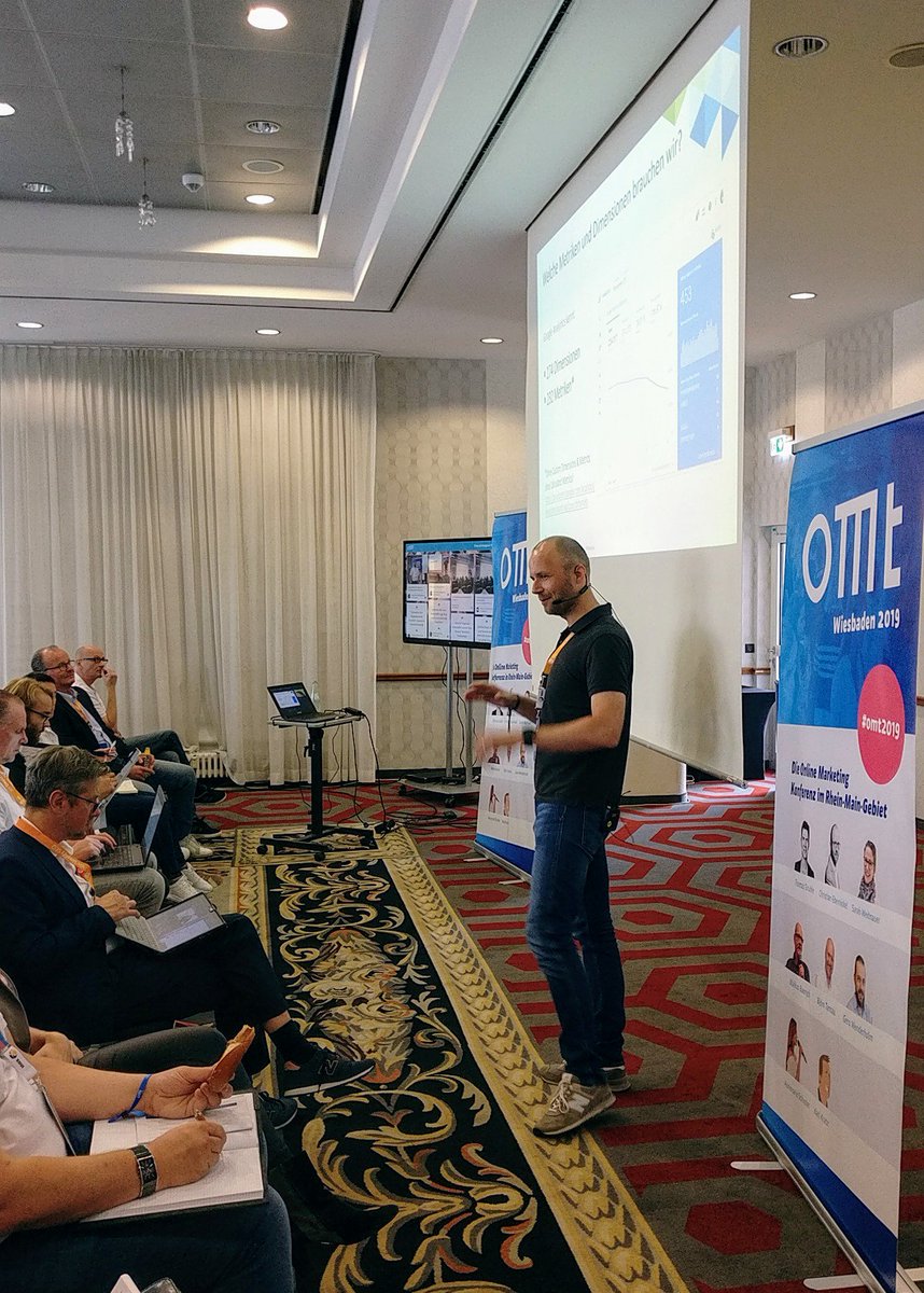 #Webanalyse ist mehr als nur #Reporting ☝️ #ChristianEbernickel zeigt auf dem #OMT2019 das wahre Potenzial eines vernünftigen #WebanalysePlan 🔎