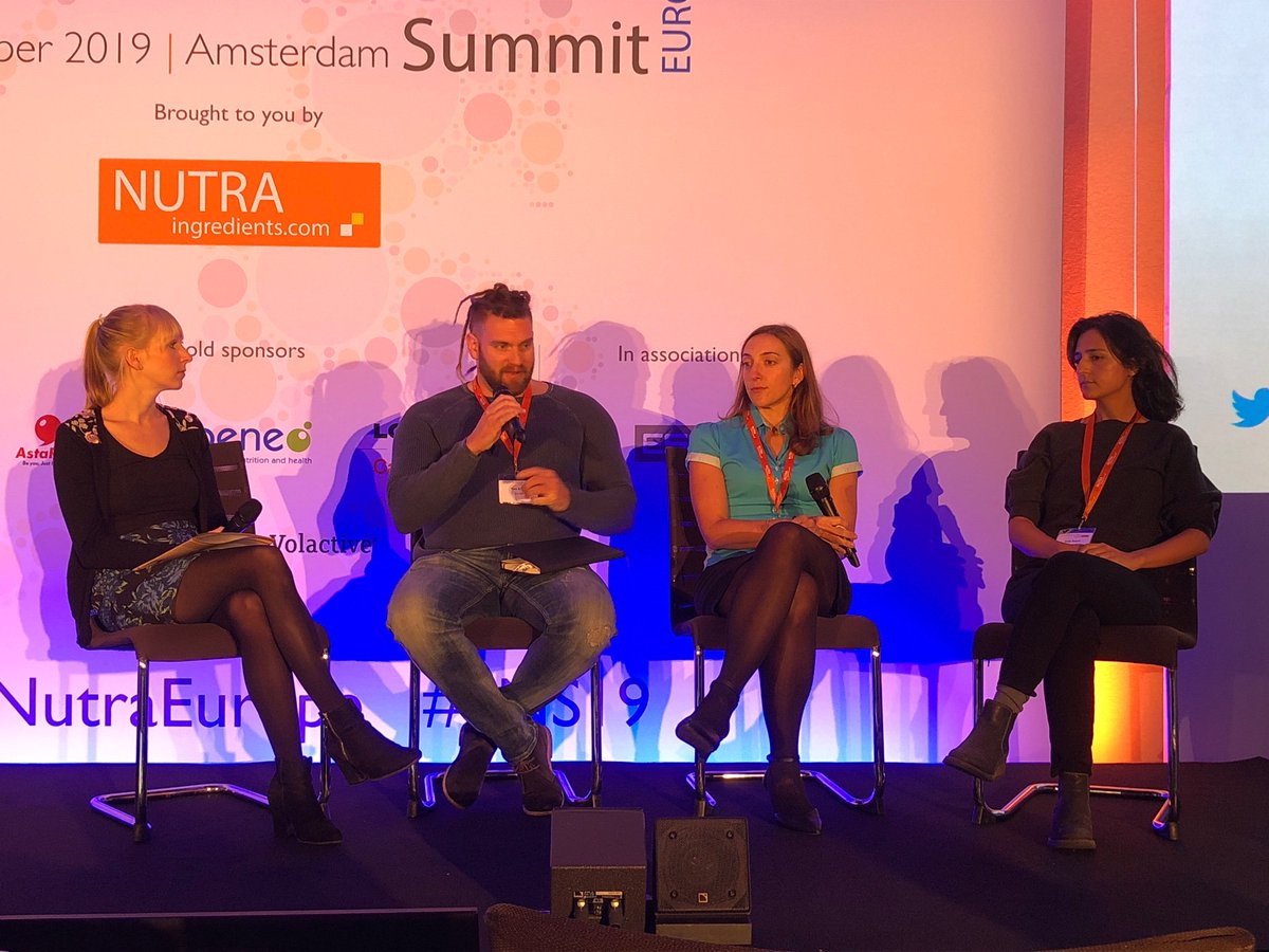 @NutraEurope Nikki Hancocks chairs a panel discussion discussing the needs of the active female consumer. Use of the colour pink in marketing products is a definite no-no! #SNS19