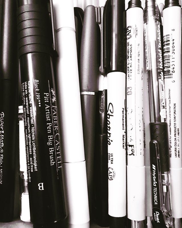 NullsetOver's tweet photo. ...box of steadfast tools, patiently waiting...
.
.
.
.
.
#conceptartist #inkart #inkdrawing #markersketch #cyberpunk #cyberpunkart #cyberpunkaesthetic #cyberpunkstyle #fantasyart #penart #inkonpaper #scifiart #scifiartist #fantasyillustration #fantasyco… https://t.co/ojA66pO5qx https://t.co/QTinUKKN75