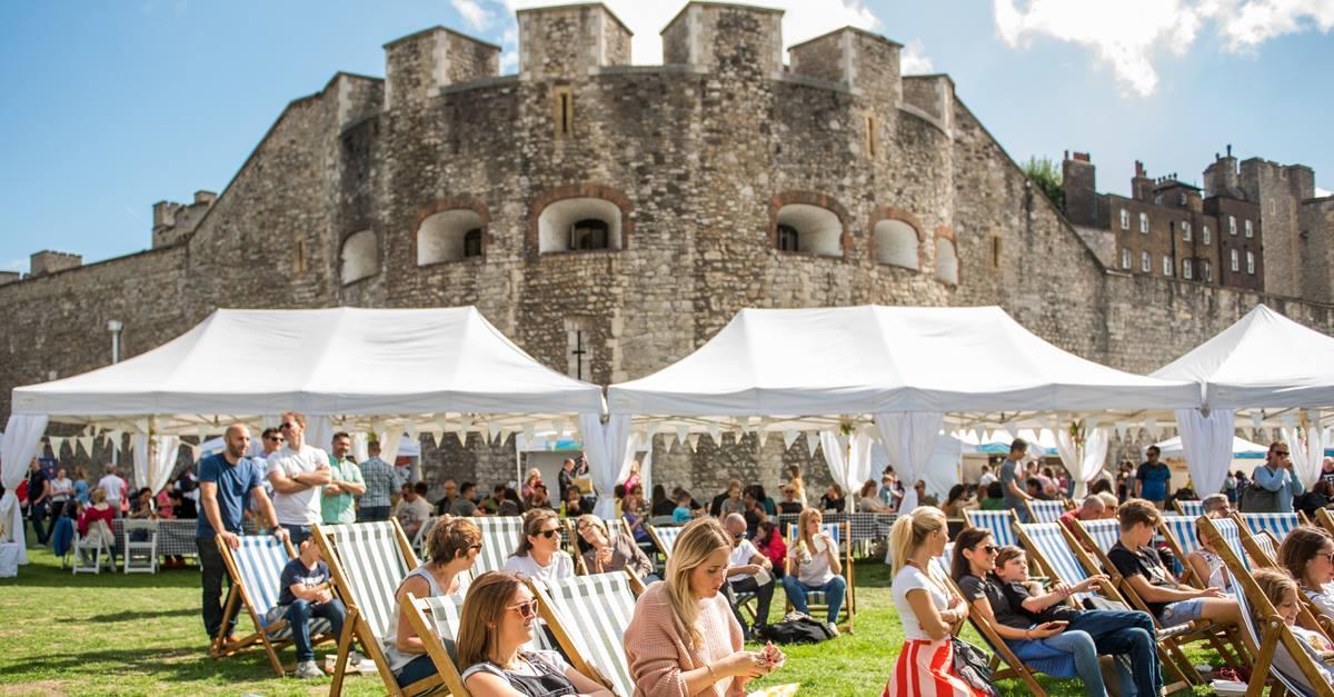 TimeOutLondon's tweet photo. A food festival is pitching up in the Tower of London's moat next week. 🏰 
https://t.co/W8g7r0UfOK https://t.co/gLNPqT4mxE