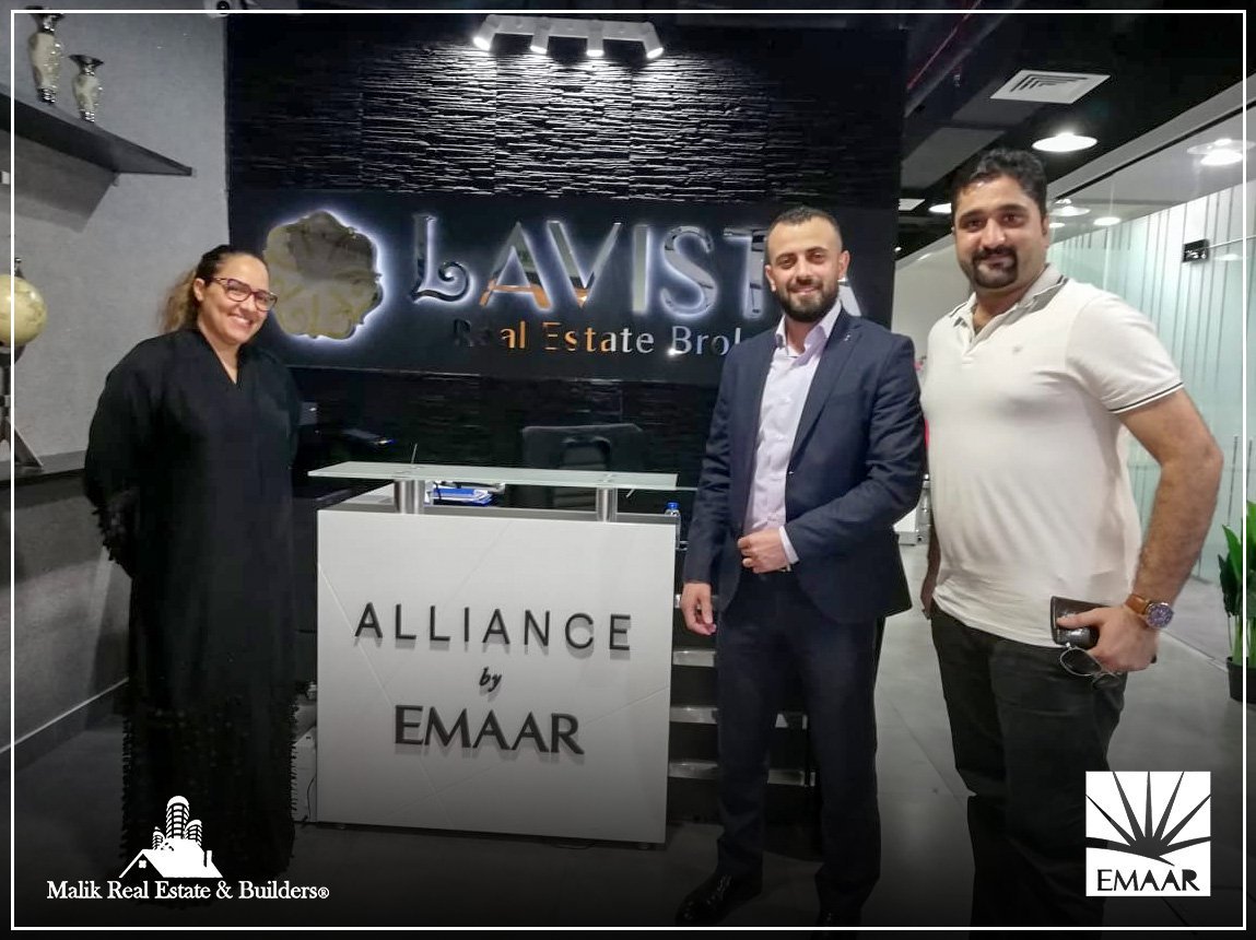 malik_estate's tweet photo. We are feeling so proud to announce that Malik Real Estate &amp; Builders has signed an agreement with Emaar Dubai Group of Companies, a renowned name in UAE’s real estate sector. 

Thanks to Allah Almighty for this big achievement. 

#MalikRealEstate #EmaarDubai #UAE https://t.co/LOt4gip62j