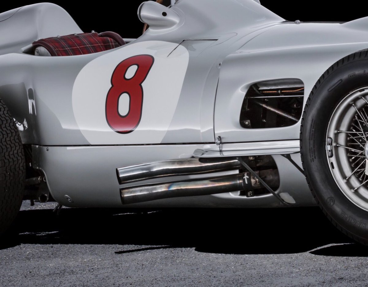 SokolimOkiem's tweet photo. Wskaż trzy różnice: porównanie sekcji bocznych mistrzowskiego Mercedesa W196 z sezonu 1955 oraz tegorocznego modelu W10 #ElevenF1 https://t.co/i2XAfiCvBd