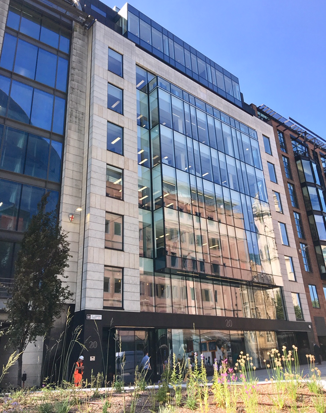DLADesignGroup's tweet photo. Our 20 Saint Andrew Street project basking in the glow of the September sunshine this morning. @DLADesignGroup are pleased to see that all public realm enhancements are now complete. #MorganCapital #AXA #London #Office #Refurb #Sustainable #Architecture #LondonIsOpen #BCO https://t.co/1RXjajwQdb
