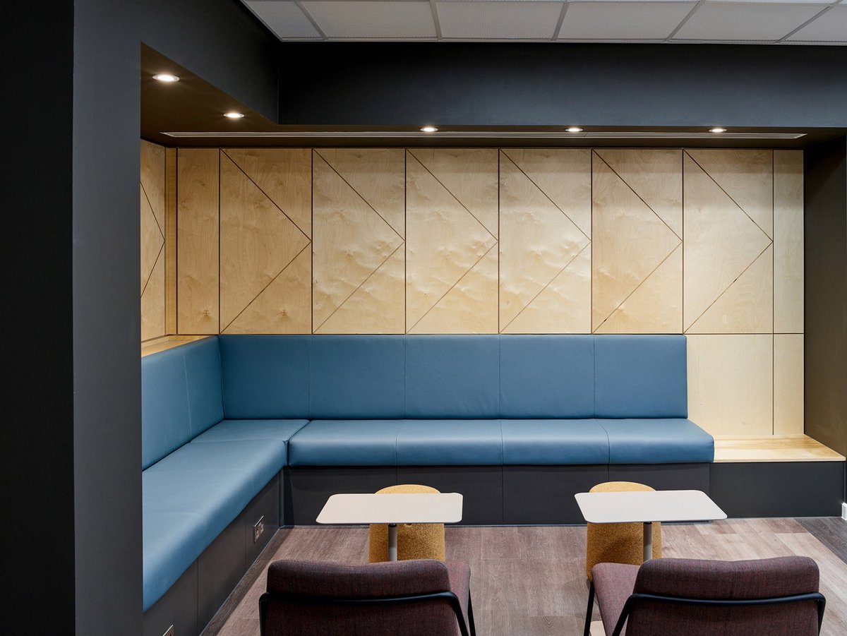 MuirheadLeather's tweet photo. Stunning images from Agilent Technologies’ new office space in Harwell, Oxford.  Michael Laird Architects were involved in transforming the interior of this building and specified our Cairngorm range in Atlantic Green for a bespoke corner booth.  https://t.co/tyJxnIbWJG https://t.co/0RnEeIsTDg