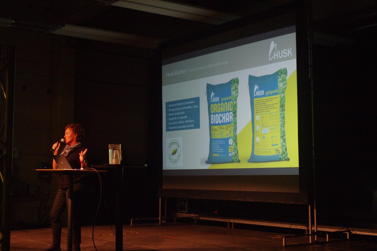 SuomenBiohiili's tweet photo. @hiedanranta @ramboll_fi @Biochar_IBI @Aino_Kainulain @hsy_fi @VTTFinland @heloisebuckland @huskventures shared their first steps on inspirational journey in helping the 1.5 B #rice growers feeding Asia to get more out of the #biomass - the husk #biochar increasing the #fertility of #soils. #biochartour @Biochar_IBI https://t.co/jDQbTooVzb