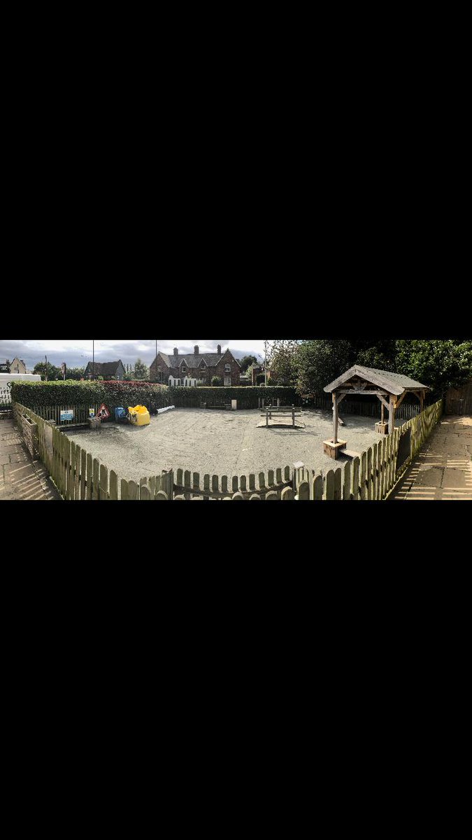 LionLawns's tweet photo. Hows this for a transformation? We have just transformed the lovely Tiny Turners Nursery's play area! The children and staff absolutely love it...... and so do we!! Well done @LionLawns team!
#Playarea #Nursery #SyntheticTurf https://t.co/ndfT4KYdNH