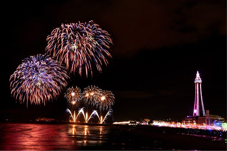 pocolocsamba's tweet photo. Blackpool Firework Championships start tonight and run every Friday until the finale on 27th Sept. We will be busking outside St. John's Church/Winter Gardens before and after the fireworks starting tonight at 7.30pm! Please come and say hi if you're going! 🎆🥁 #Samba #Blackpool https://t.co/mKlqVUkw6w