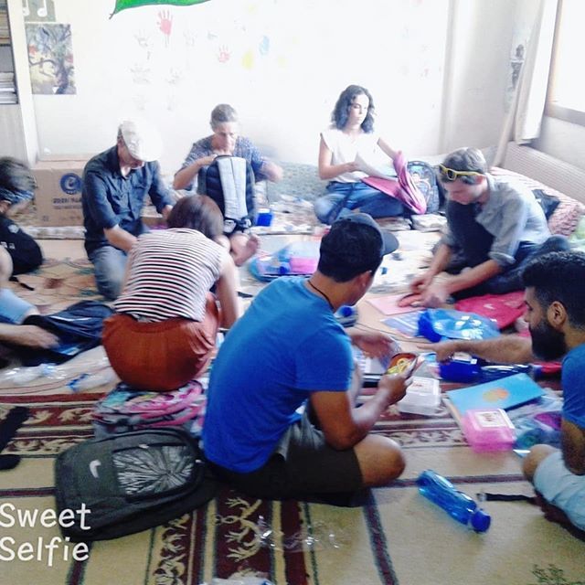 Preparing more school materials with help from the nice volunteers.
#backtoschool ift.tt/2UC7b3w